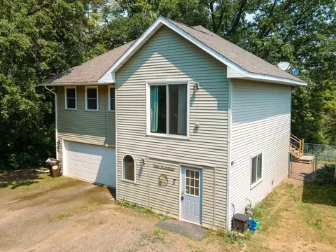 2210 Joplin St, Mora, MN 55051