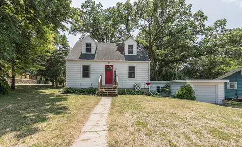 322 2nd Ave SE, Pelican Rapids, MN 56572