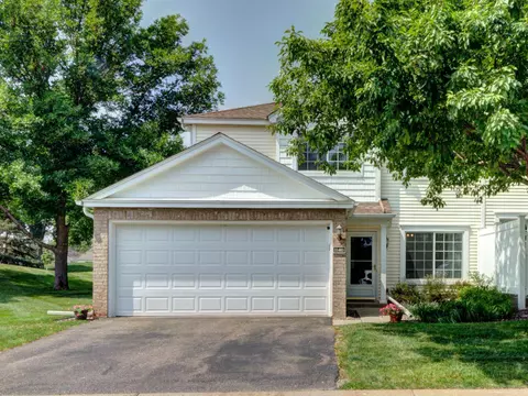 11403 Elmwood Ave N #4, Champlin, MN 55316