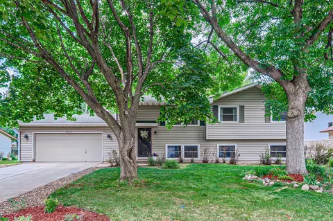 10904 Maryland Ave N, Champlin, MN 55316