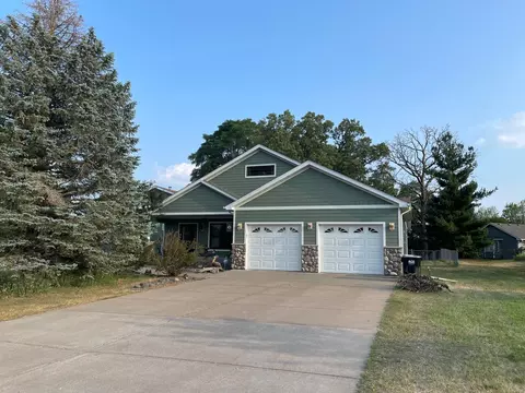 670 Arlo Ln, Lino Lakes, MN 55014