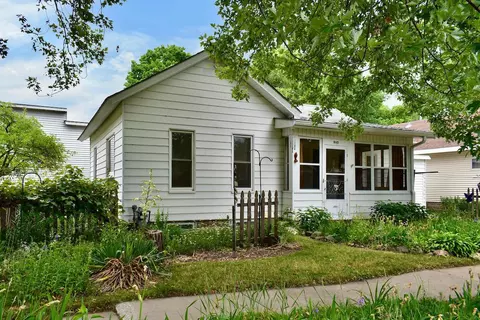 502 Dacota St, Winona, MN 55987