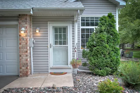 11046 Hanson Blvd NW, Coon Rapids, MN 55433