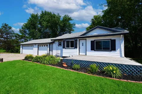 2607 341st Ave NW, Cambridge, MN 55008
