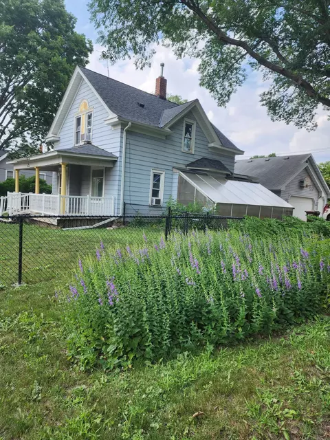 500 Lake Blvd S, Buffalo, MN 55313