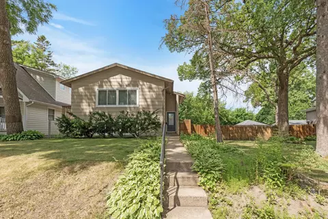 3531 Grimes Ave N, Robbinsdale, MN 55422