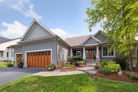 6709 Brenden Ct, Chanhassen, MN 55317