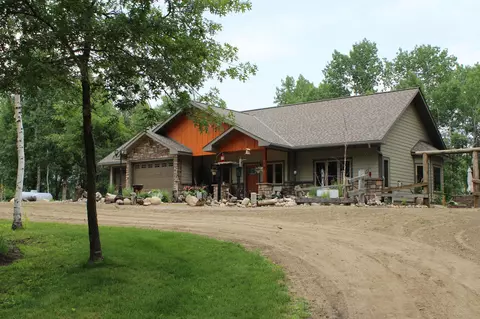 25458 Hazelnut Rd, Nevis, MN 56467