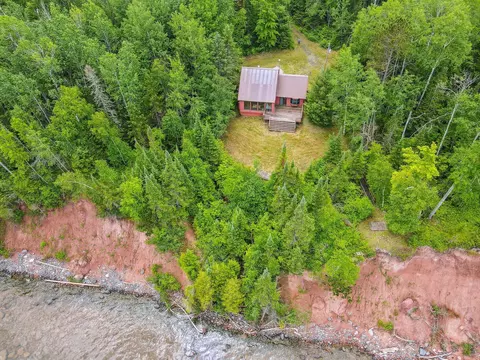 23990 E Spirit Point Rd, Cornucopia, WI 54827