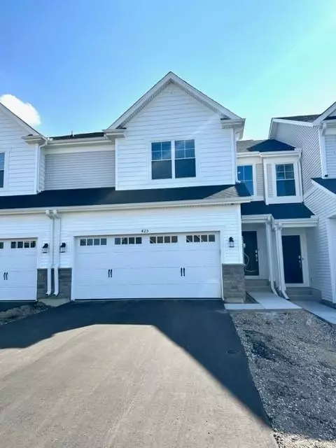 425 Murray Hill Way, Waconia, MN 55387