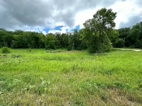 1475 Michigan Ave, Detroit Lakes, MN 56501