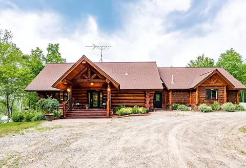 40878 Winding Ridge Rd, Nashwauk, MN 55769