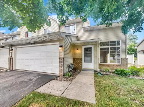 1777 Riverwood Dr #50, Burnsville, MN 55337
