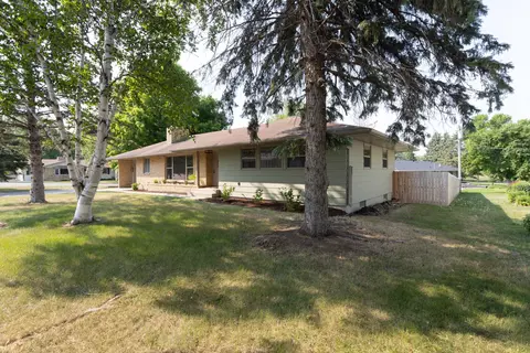 1224 Somerset Rd, Fergus Falls, MN 56537