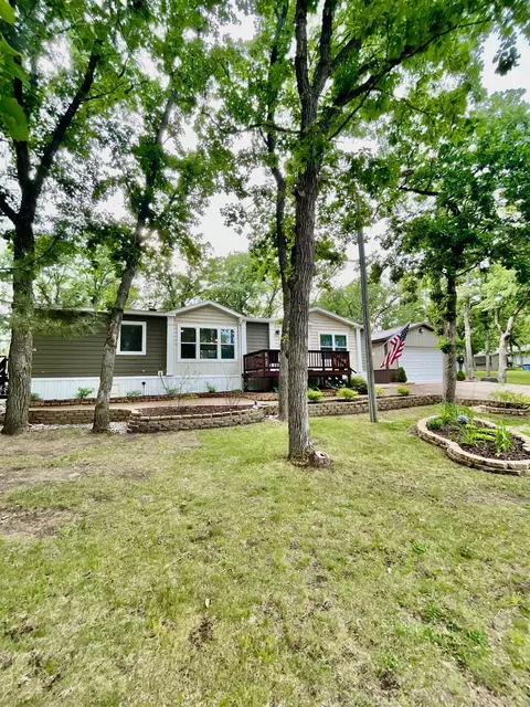 113 Pottery Dr, Ottertail, MN 56571