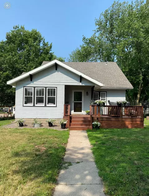 533 N 6th St, Montevideo, MN 56265