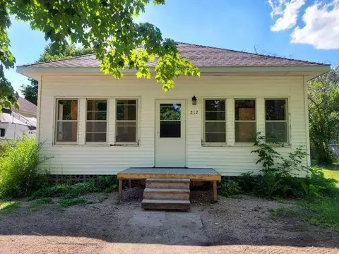 217 Bakers St N, Deer Creek, MN 56527