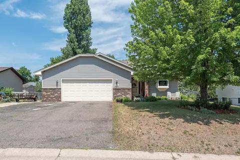 465 Wilson St, Anoka, MN 55303