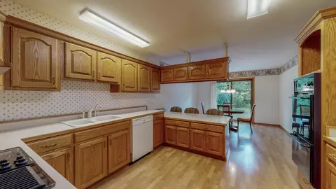 515 Spring St, Kenyon, MN 55946 photo 13