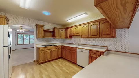 515 Spring St, Kenyon, MN 55946 photo 16