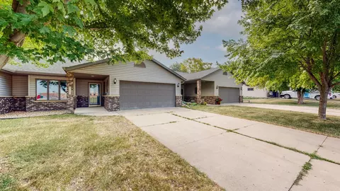 515 Spring St, Kenyon, MN 55946 photo 4