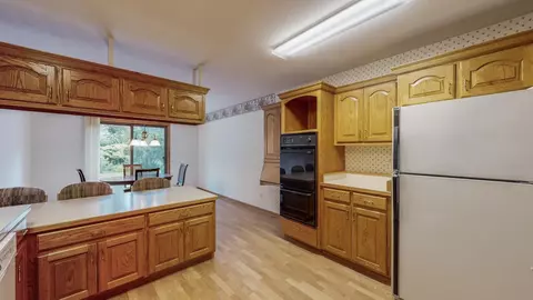 515 Spring St, Kenyon, MN 55946 photo 14