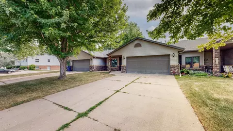 515 Spring St, Kenyon, MN 55946 photo 3