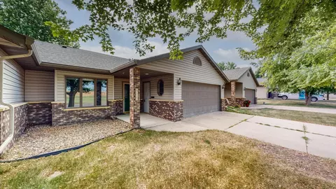 515 Spring St, Kenyon, MN 55946 photo 2