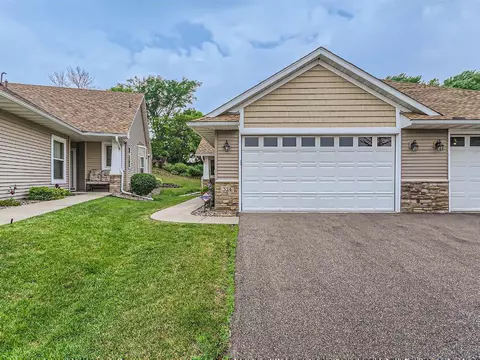 324 23rd Ct S, South Saint Paul, MN 55075