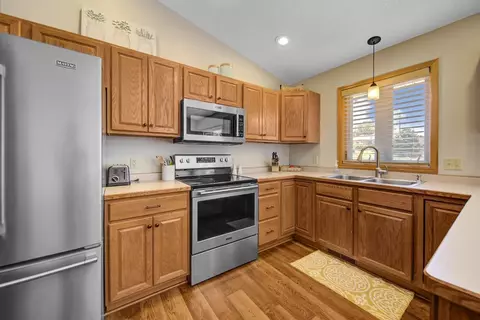 1521 Springwood Ln, Faribault, MN 55021 photo 15