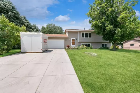 5623 Lannon Ave NE, Albertville, MN 55301
