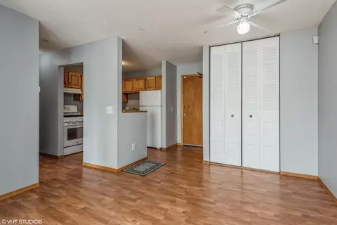 7326 72nd Ln N #331, Brooklyn Park, MN 55428