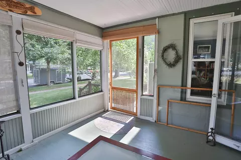 424 E Maple St, River Falls, WI 54022 photo 18