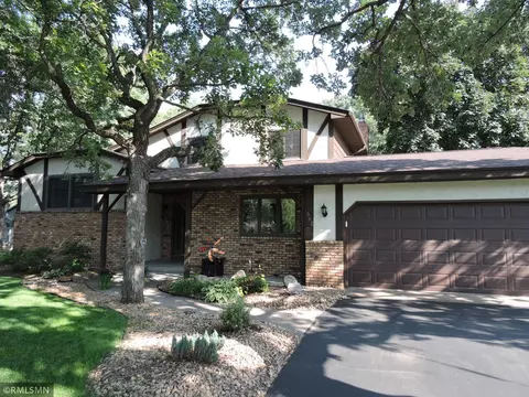 362 120th Cir NW, Coon Rapids, MN 55448