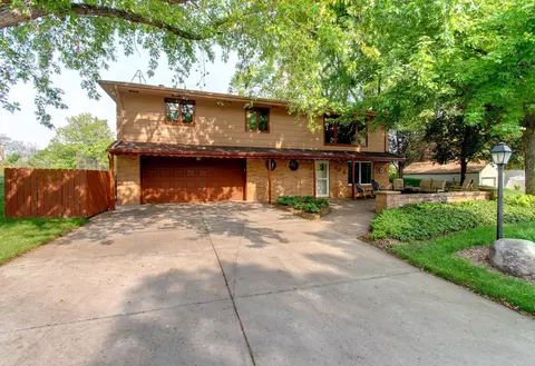 109 Hartman Cir NE, Fridley, MN 55432