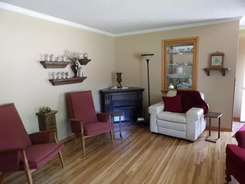 2105 11th St SW, Austin, MN 55912 photo 9