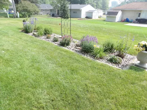 2105 11th St SW, Austin, MN 55912 photo 4