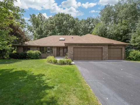 4045 Goldenrod Ln N, Plymouth, MN 55441
