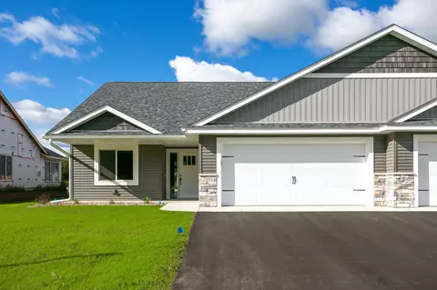 2959 Coventry Cir, River Falls, WI 54022