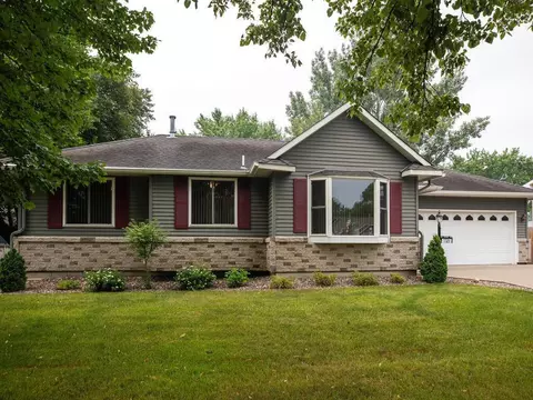 7721 111th Ave N, Champlin, MN 55316