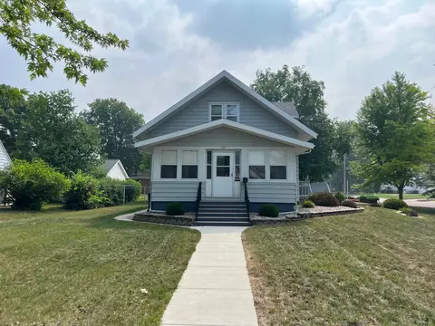 617 13th St S, Benson, MN 56215
