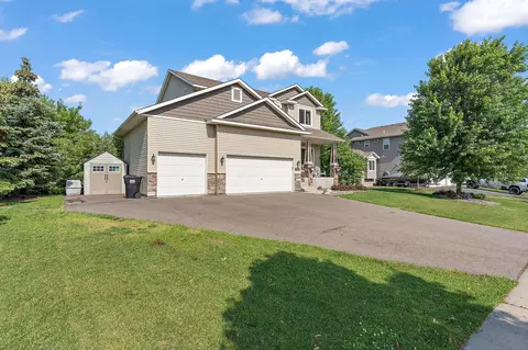 4939 Kalenda Ave NE, Albertville, MN 55301