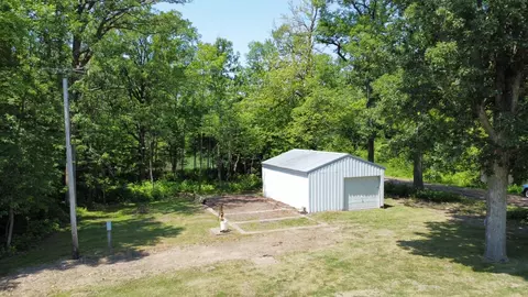 18985 310th Ave, Isle, MN 56342