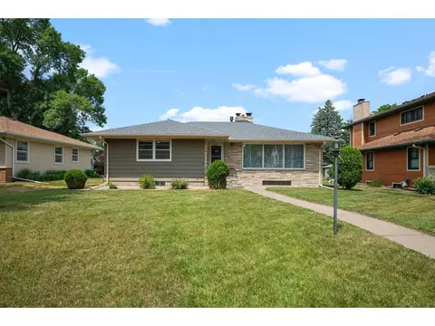 2601 Pahl Ave, Saint Anthony, MN 55418