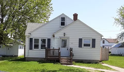 1247 Ash Ave, Gibbon, MN 55335