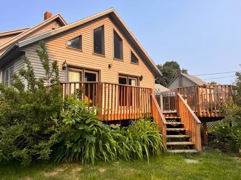 141 3rd Ave SE, Spring Grove, MN 55974 photo 2