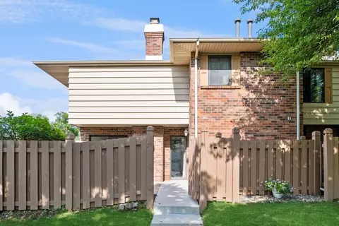 3680 Independence Ave S #10, Saint Louis Park, MN 55426