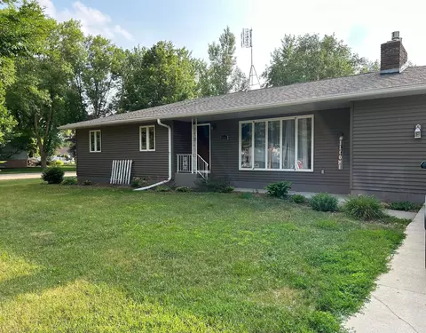 1113 Park Ln, Morris, MN 56267