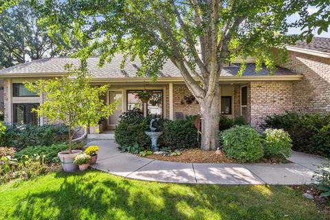 7801 Bush Lake Dr, Bloomington, MN 55438