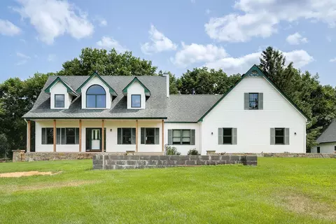 8650 285th Ave NW, Zimmerman, MN 55398